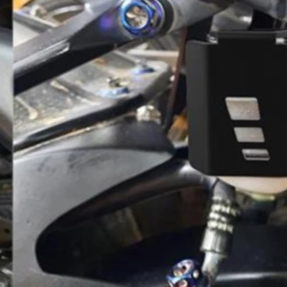 

For Suzuki B-KING 1300 Bking 1340 Bking1300 Motorcycle Rear Brake Fluid Reservoir Guard CNC Aluminum Oil Cap Cap Protector Cover