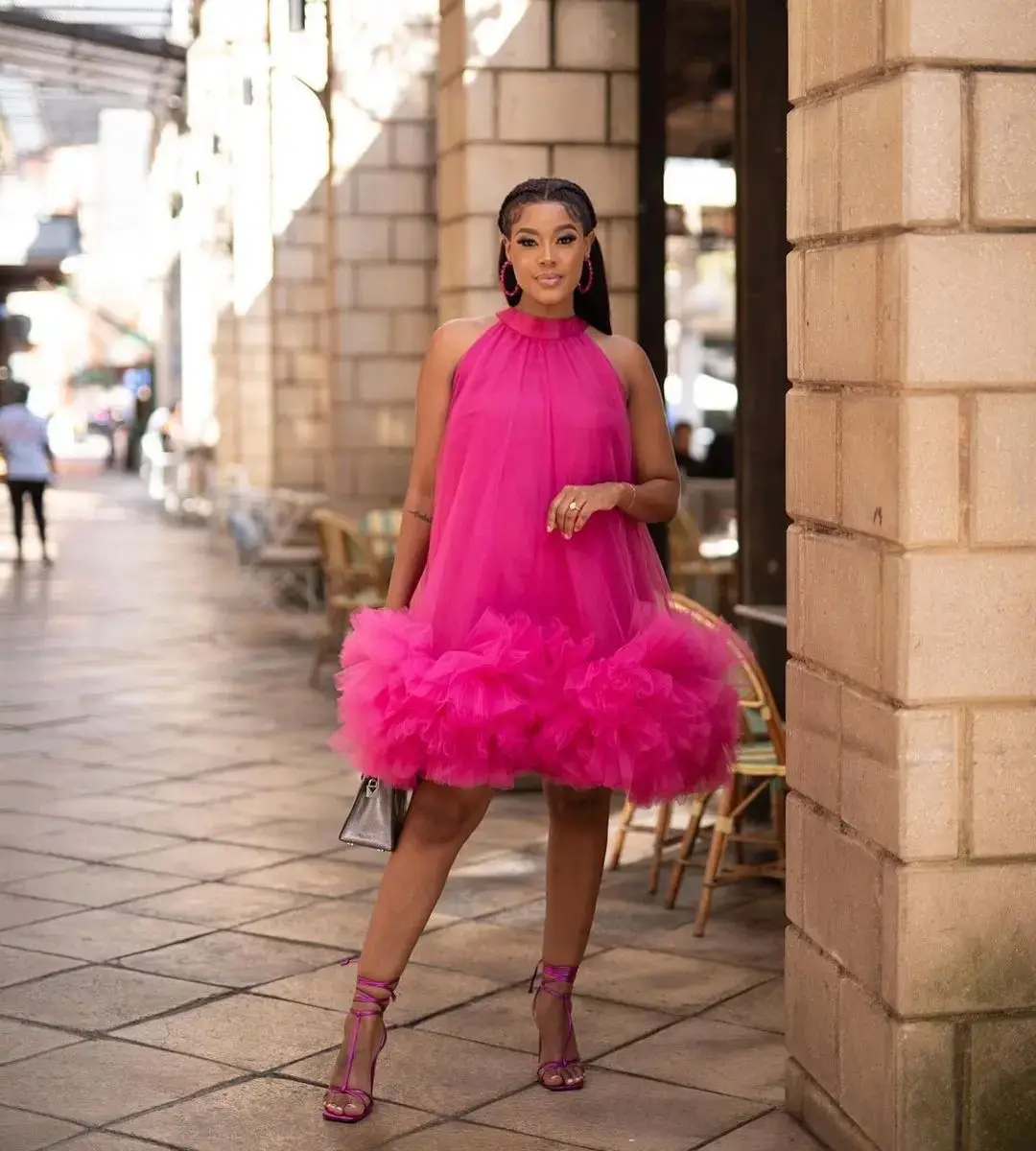 

Sexy Pink Cocktail Dresses Charming Sleeveless Tulle Mini Prom Gowns Tiered Ruffles Short Homecoming Celebrity Skirts