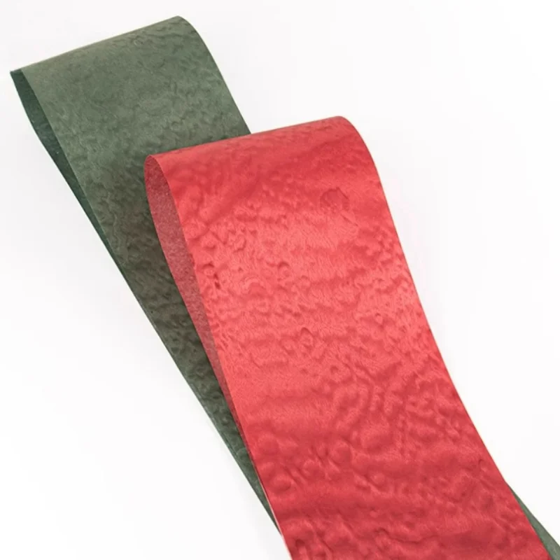 Natürlich gefärbtes kugelförmiges Sabili-Massivholzfurnier, Dekoration, Möbel, Lautsprecher, handgefertigtes Holzleder, L: 2,5 Meter, B: 32 cm, T: 0,25 mm