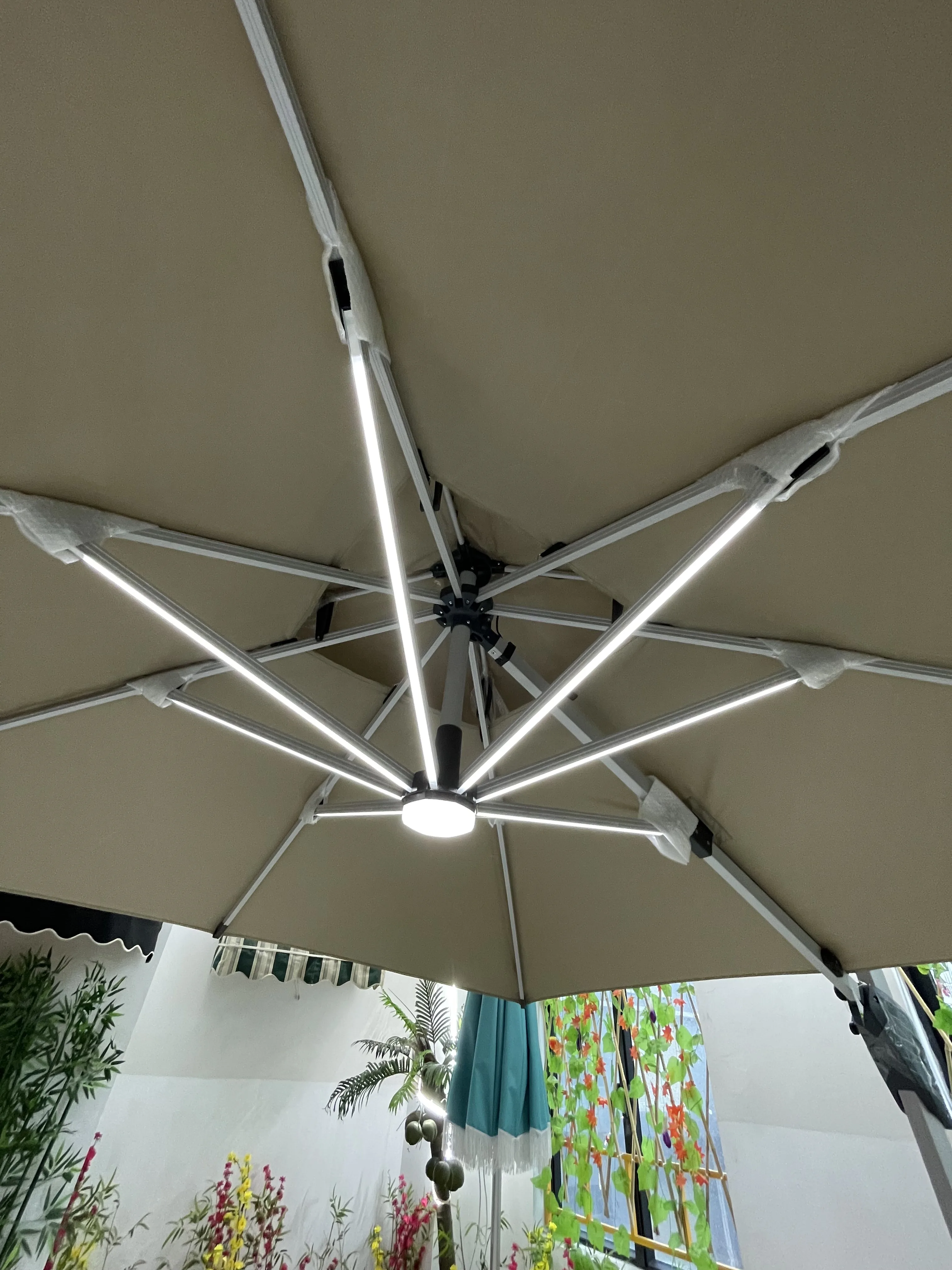 Parasol solaire Led pour enfan - Kids Outdoor Umbrella For Table avis et prix