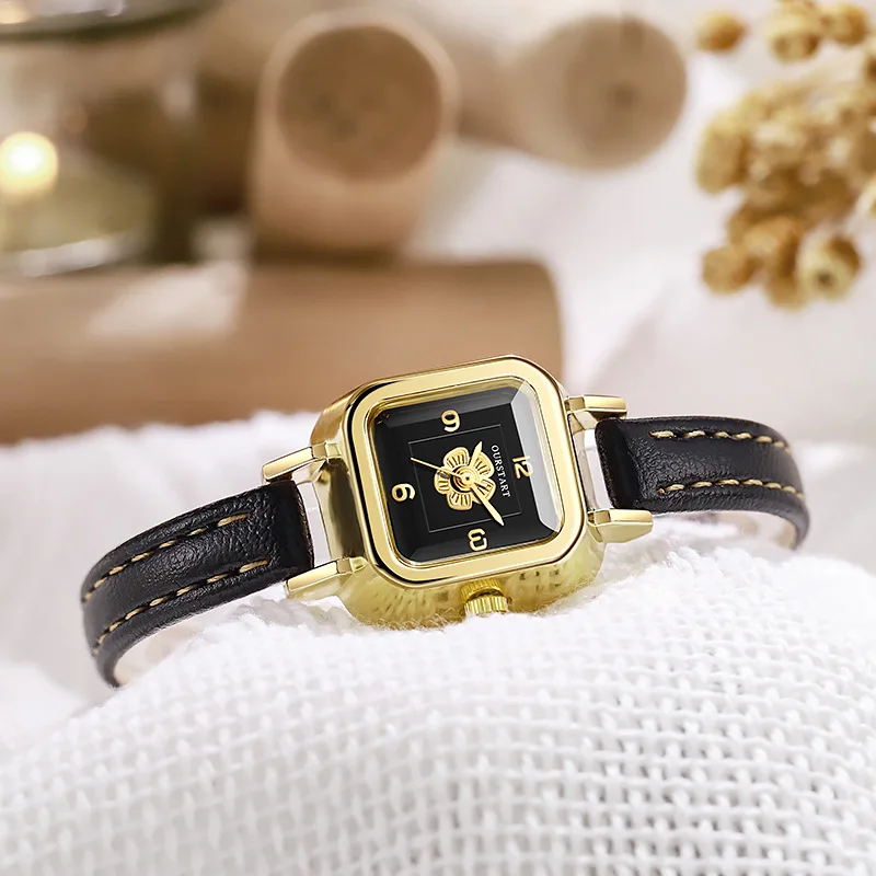 2024 New Fashion Women Luxury Watches Ladies Wrist Watches Women Flower Leather Square Quartz Watch For Gifts Relogio Feminino