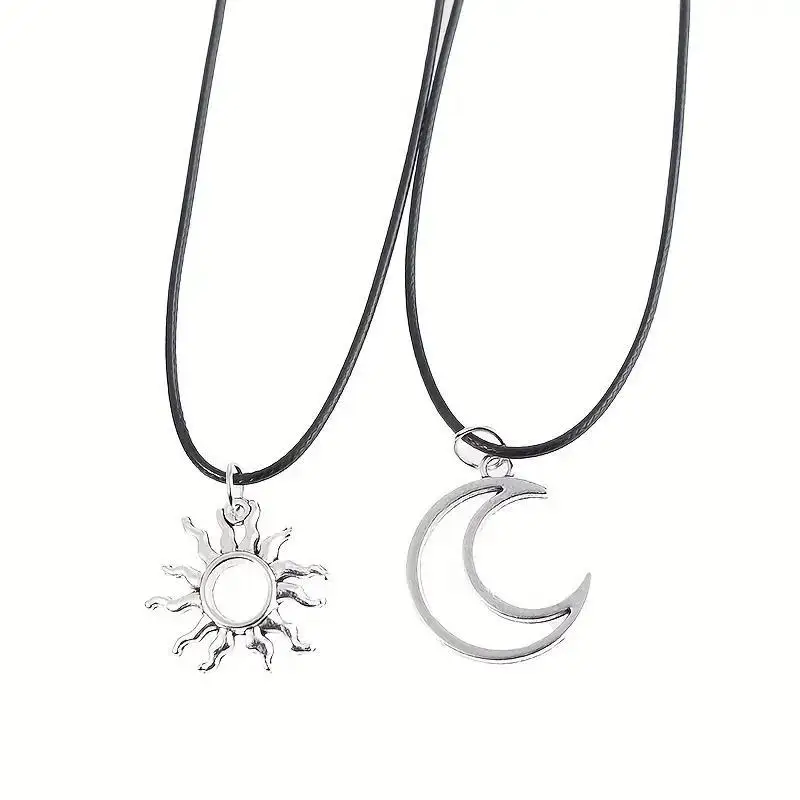 2Pcs Fashion Metal Simple Design Sun Moon Pendant Necklace for Women Fashion High Jewelry Gift Accessories