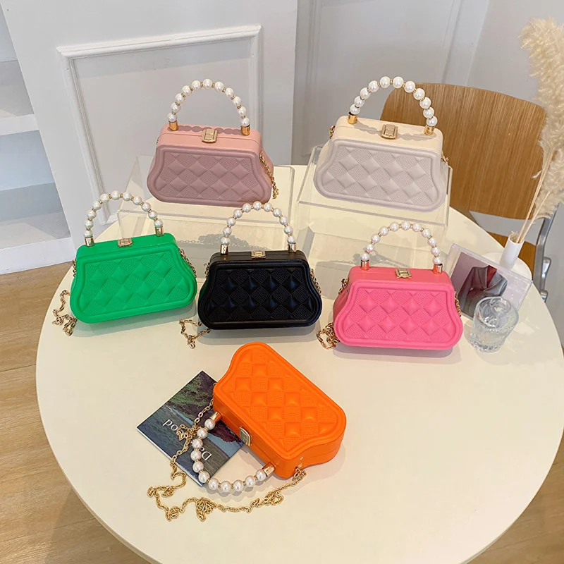 Bolso de hombro de Color caramelo para mujer, bolso de mano de cuero PU que combina con todo, caja de cosméticos de celosía de diamantes de cuentas de Color sólido, nueva tendencia, 2023