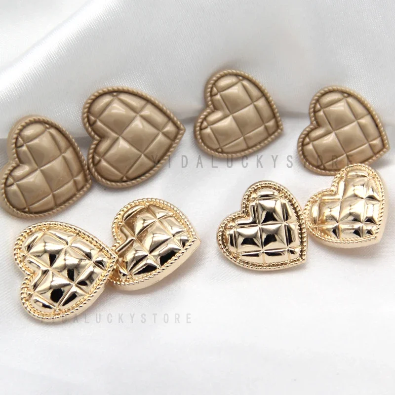 HENGC 10pcs 18/20/25mm Vintage Heart Gold Metal Buttons For Clothes Women Coat Blazer Suit Cute Decorations Sewing Accessories