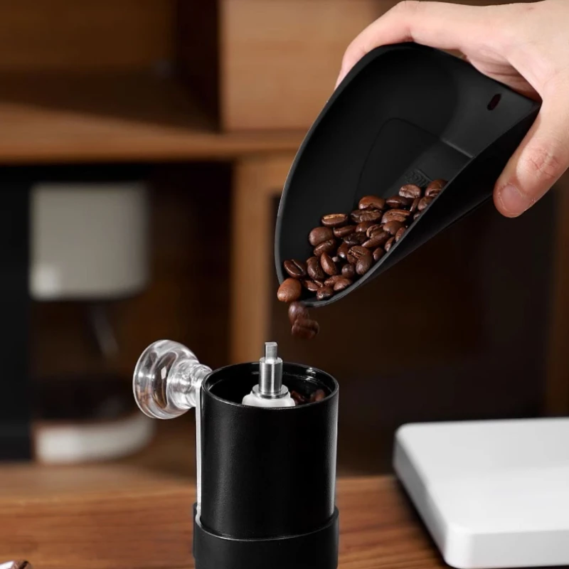 

Coffee Beans Dosing Cup Coffee Bean Weighing Dish Coffee Distributor with Portable Humidification Spray Barista Accessories