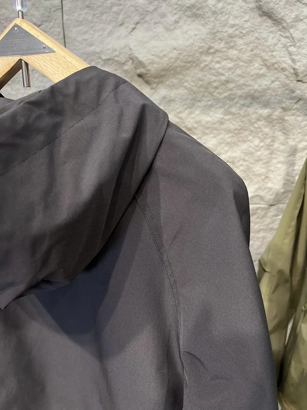 

Men's Hooded Jaet Windproof Casual Versatile Workwear Coat Youth Trendy Outerwear Stand Fit Long Sve Autumn New Arrival