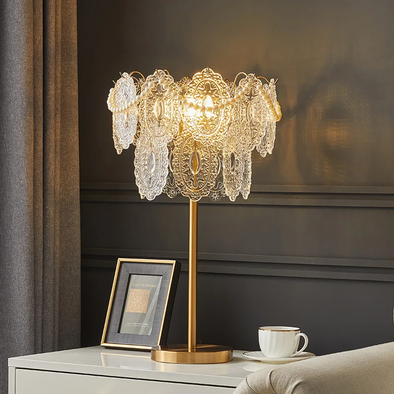 

French light luxury crystal lamp, modern and simple living room, creative bedroom bedside table lamp