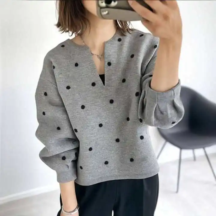 Japanese 2026 Women's Autumn New Item Round V-neck Long Sleeved Polka Dot Hoodie Air Layer Top Long Sleeved Loose Fit Solid Colo