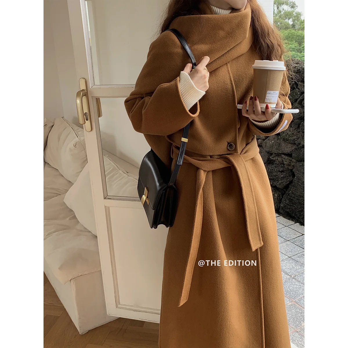 2023 Woolen fur,New  Women's real wool coats with scarf fashionable autumn and winter high-end new women's long lace-up woolen o