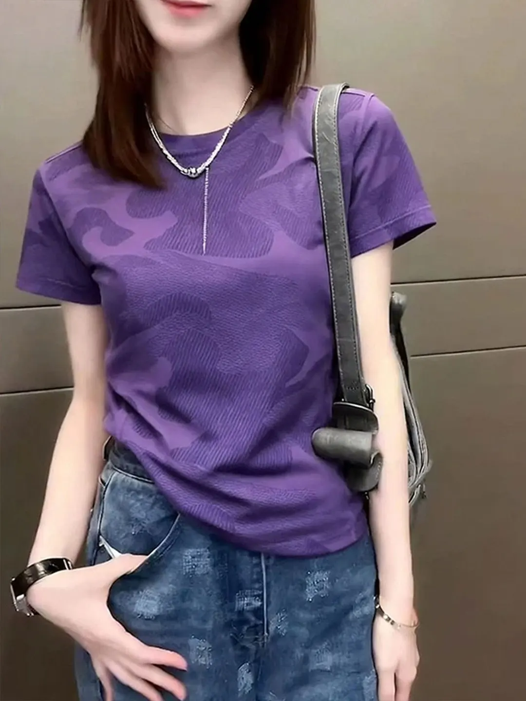 

Elegant round Neck Short Sleeve T-Shirt Commute Fashionable Versatile High-End Feeling Stylish Top Korean Style Silk Blend