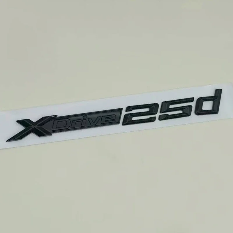3D ABS Schwarzes Logo X1 Emblem Xdrive 20d 20i 25d 25i Buchstaben-Aufkleber Auto-Emblem für X1 E84 F48 F49 U11 Auto-Zubehör – Detail 6