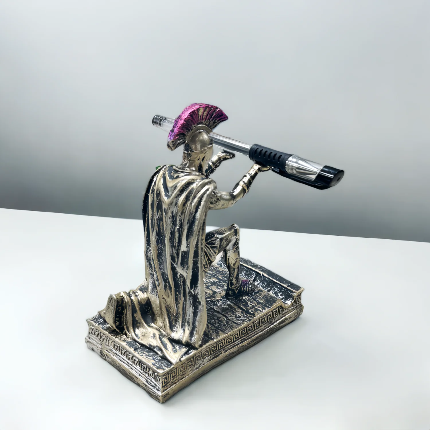 Executive Knight Pen Holder Mobile Phone Holder with Helmet Bronze Armor Roman Knight Kneeling Pen Holder