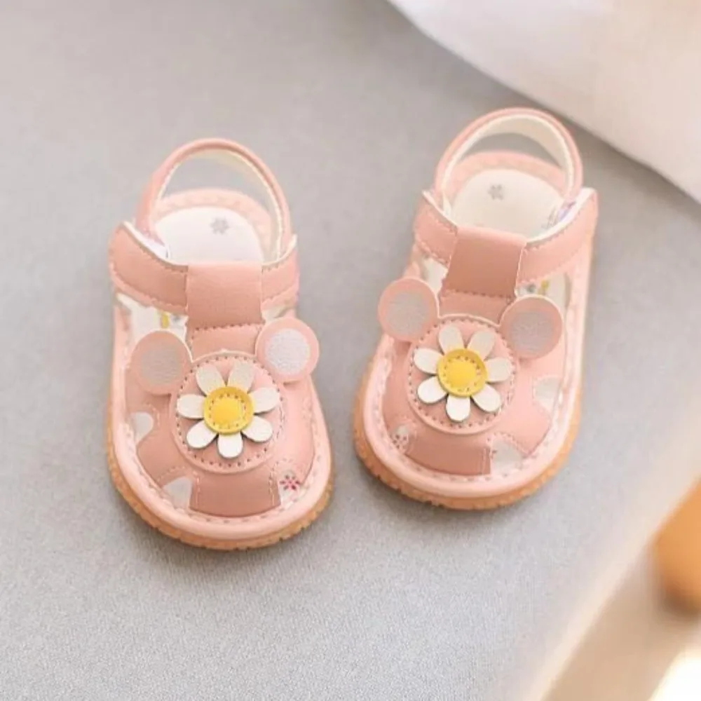 0-1 Years Old Soft Bottom Summer Kids Shoes Leathers with Sound Girls Toddler Shoes Hollow Out Anti-slip Baby Sandals Newest