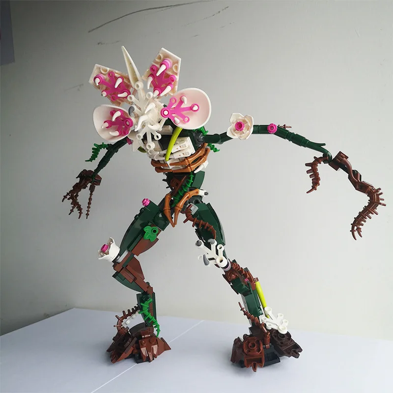 

Orchid Monster MOC Creative Design Building Block Toy Assembly Model Ornament Weird Tales Children's Gift Adult