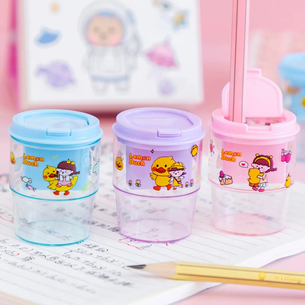 Bequeme Tasse Bleistift spitzer tragbare Cartoon Muster Doppel löcher Bleistift spitzer 2 Loch haltbare Cartoon Bleistift spitzer