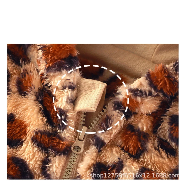 Gemütlicher Baby-Strampler mit Leopardenmuster, Kapuze, Bärenohren, Fleece-Overall, warmes Winteroutfit für neugeborene Jungen und Mädchen – Detail 4