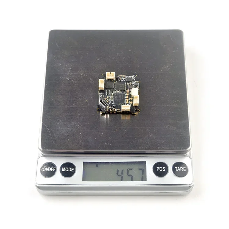 

Happymodel New ELRS F4 2G4 AIO 5in1 Flight Controller Built-in SPI 2.4GHz ELRS Receiver for Toothpick Freestyle FPV Racing Drone