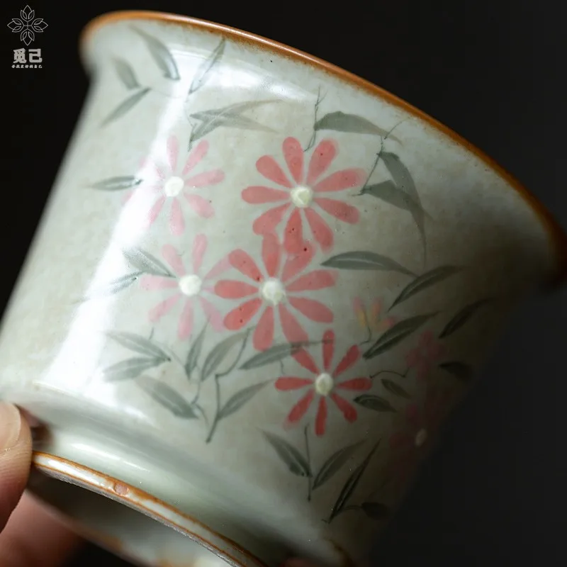 Hand Painted Antique Style Gaiwan, Chinese Ceramic Lidded Tea Bowl for Personal Brewing, Guest Service and Relaxed Tea Sessions