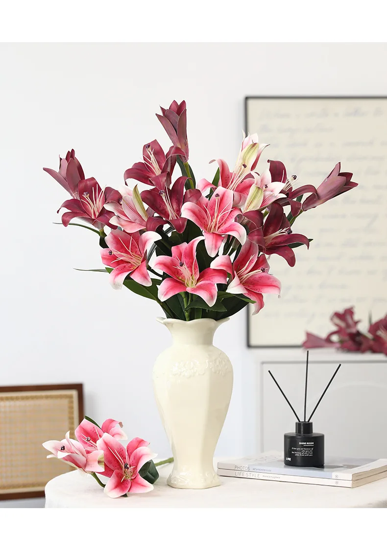 5 Stück Künstliche 3D-Druck 3-Köpfige Lilien, Kunstblumenstrauß für Wohnzimmerdekoration, Hochzeit, Blumenarrangement, Partydekoration – Detail 8