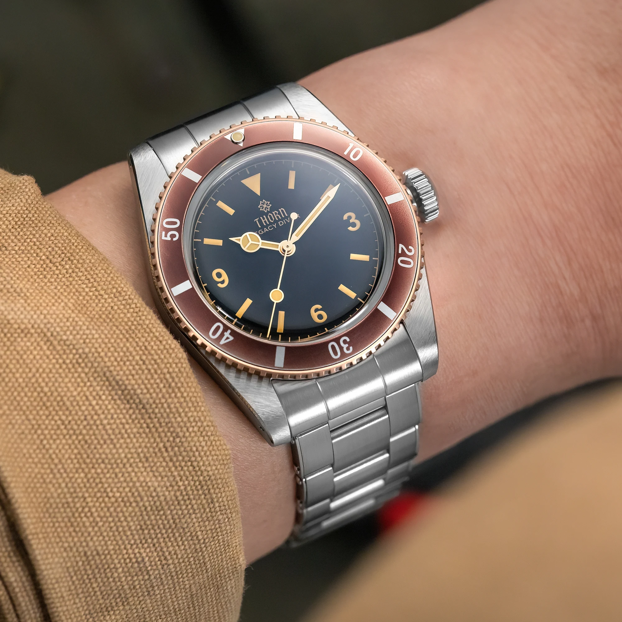 THORN T028 6200 Vintage Diver Watch 37mm PT5000 Automatic Mechanical 200M Waterproof Big Crown Sapphire Crystal Man Wristwatch