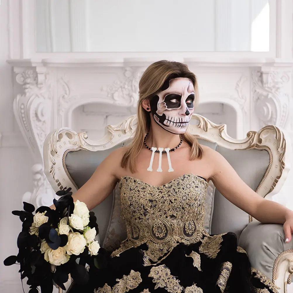 

30 шт. белых пластиковых косточек-реквизитов для Хэллоуина, праздничных украшений, креативных фотозон, декора для вечеринок, украшения для газонов и садов