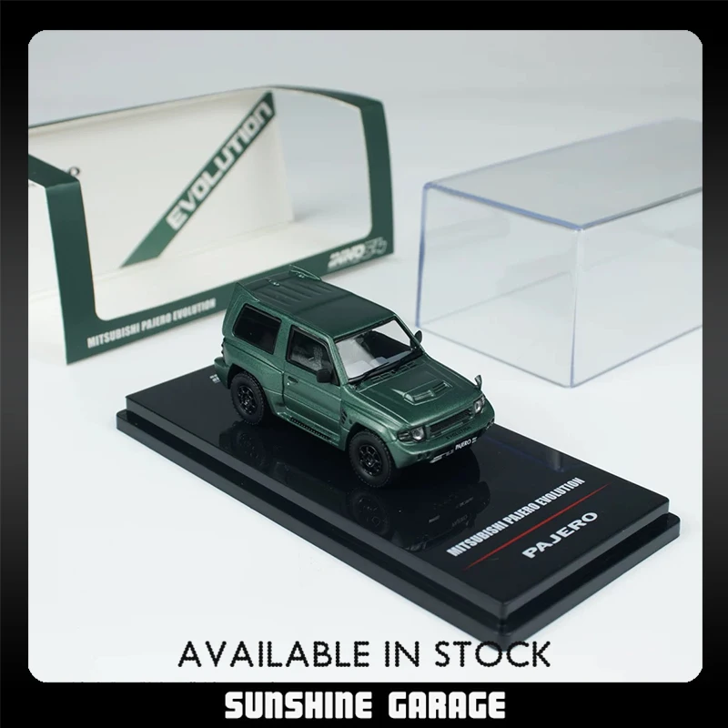 

INNO в наличии 1:64 MITSUBISHI PAJERO EVOLUTION атласная зеленая литая под давлением диорама модель автомобиля коллекция миниатюрные игрушки