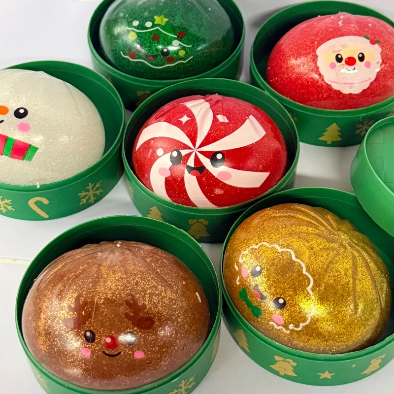 Weihnachts-Quetschspielzeug: Schneemann, Elch, Weihnachtsmann mit Box, Stressabbau, Frohe Weihnachten, Neujahrsgeschenk 2027 – Detail 4