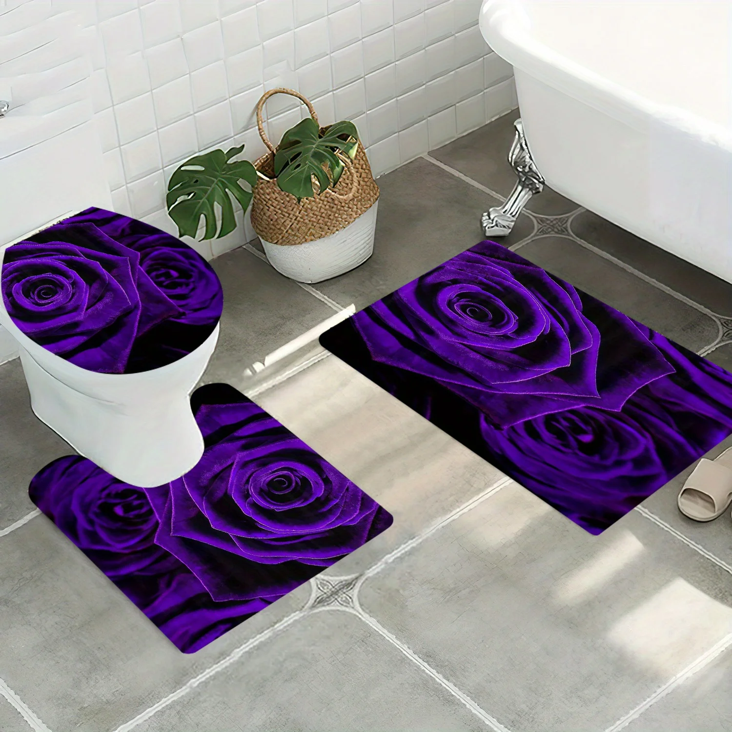 

3шт. ​ ​ Набор ковриков для ванной с романтической фиолетовой розой — нескользящий коврик и коврик с цветочным принтом для элегантного декора ванной комнаты и роскошной атмосферы ​