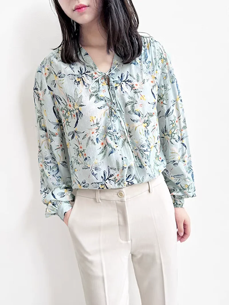 

Shirt Women's Spring/Summer 2025 New Style French Fashion Elegant Blue Green Flower Printed V-neck Light Blue Long sleeved Shirt