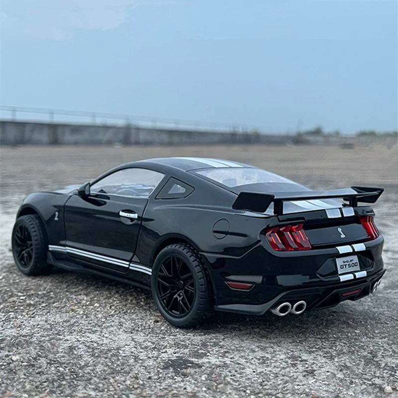 

1/18 Ford Mustang Shelby GT500 Alloy Sports Car Model Diecasts Metal Racing Car Vehicles Model Simulation Sound Light Kids Gifts
