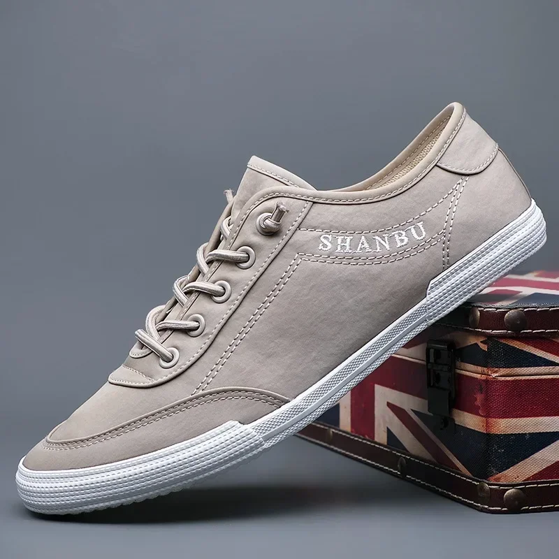 Primavera Estate Autunno Sneakers da uomo Mocassini da uomo Scarpe basse comode e leggere di grandi dimensioni Scarpe di tela casual morbide antiscivolo da uomo