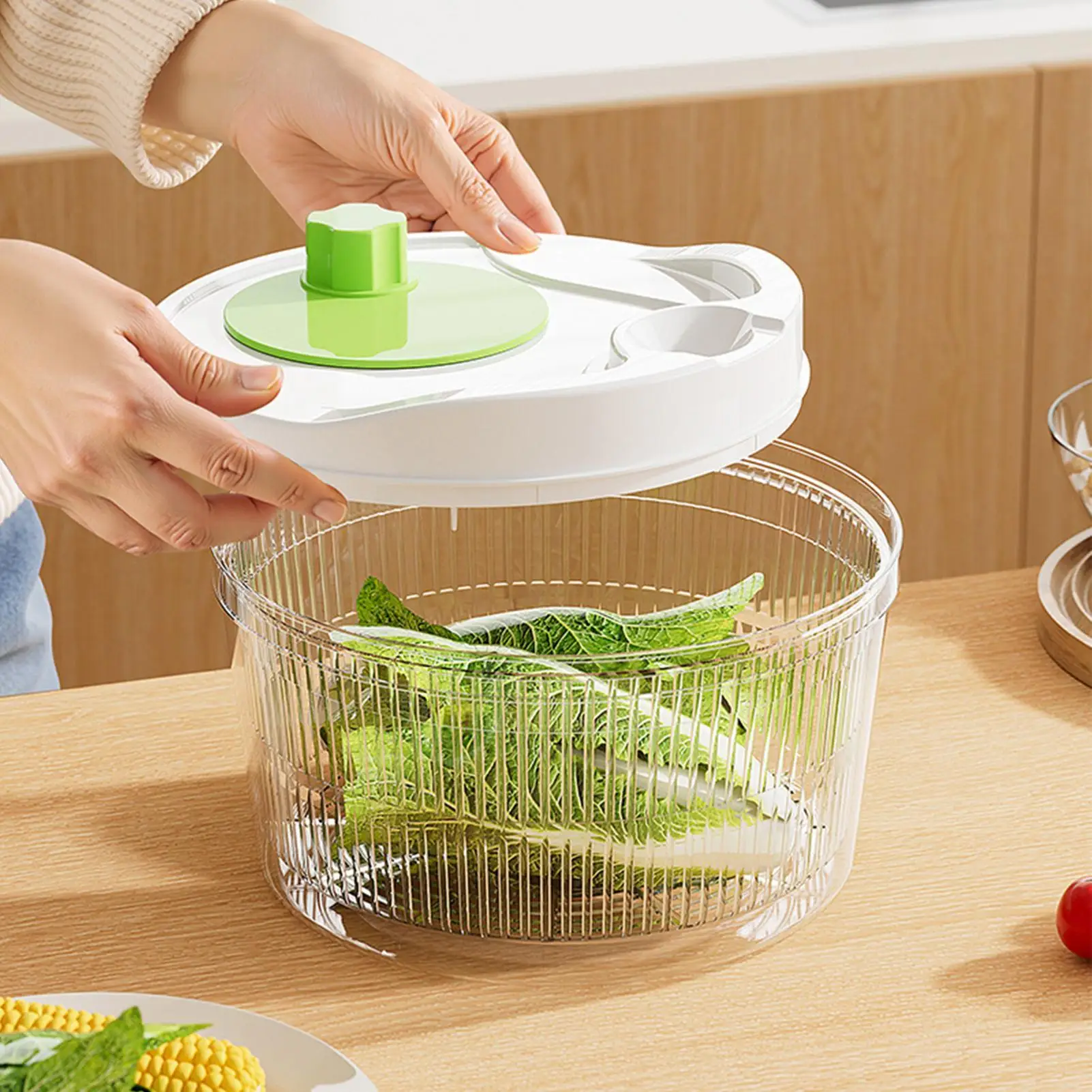 Salad Spinner Manual Crank Fruit Washer Bowl with Drain Spout Lettuce Dryer for Home Kitchen Office Apartment Dorm Daily Cooking