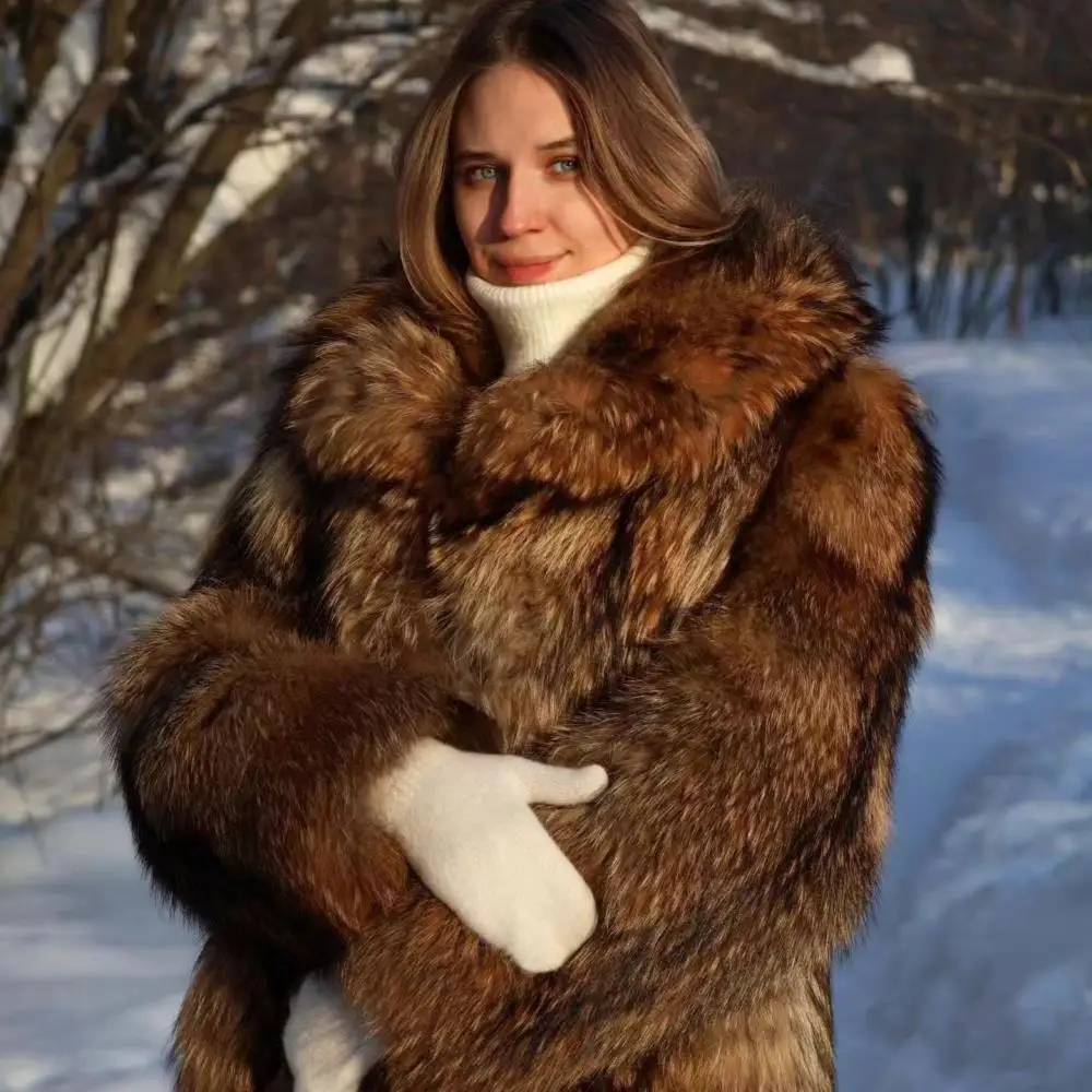 Abrigo de piel de mapache auténtica para mujer, prendas de vestir gruesas de piel entera de lujo, abrigo de piel de mapache Natural elegante y cálido para invierno