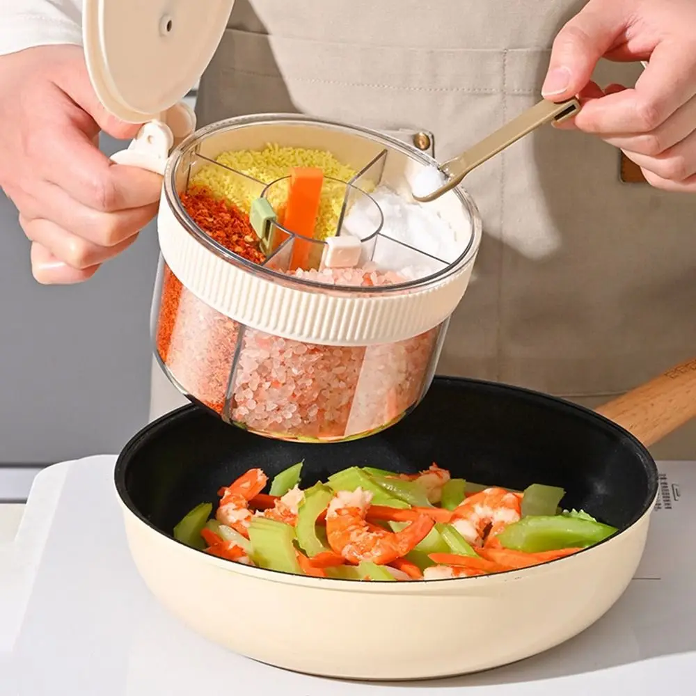 

Convenient Sealed 4 Grids Seasoning Box Dustproof Moisture-proof Spice Container with Spoons Plastic Seasoning Jar for Home