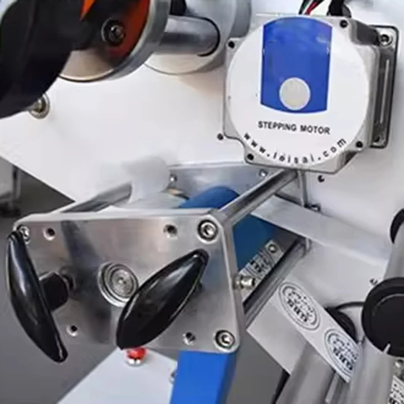 Conveyor Labeling Machine Flat Labeling Machine Semi-Automatic Labeling Machine Three-Axis Traction Intelligent (Customized)