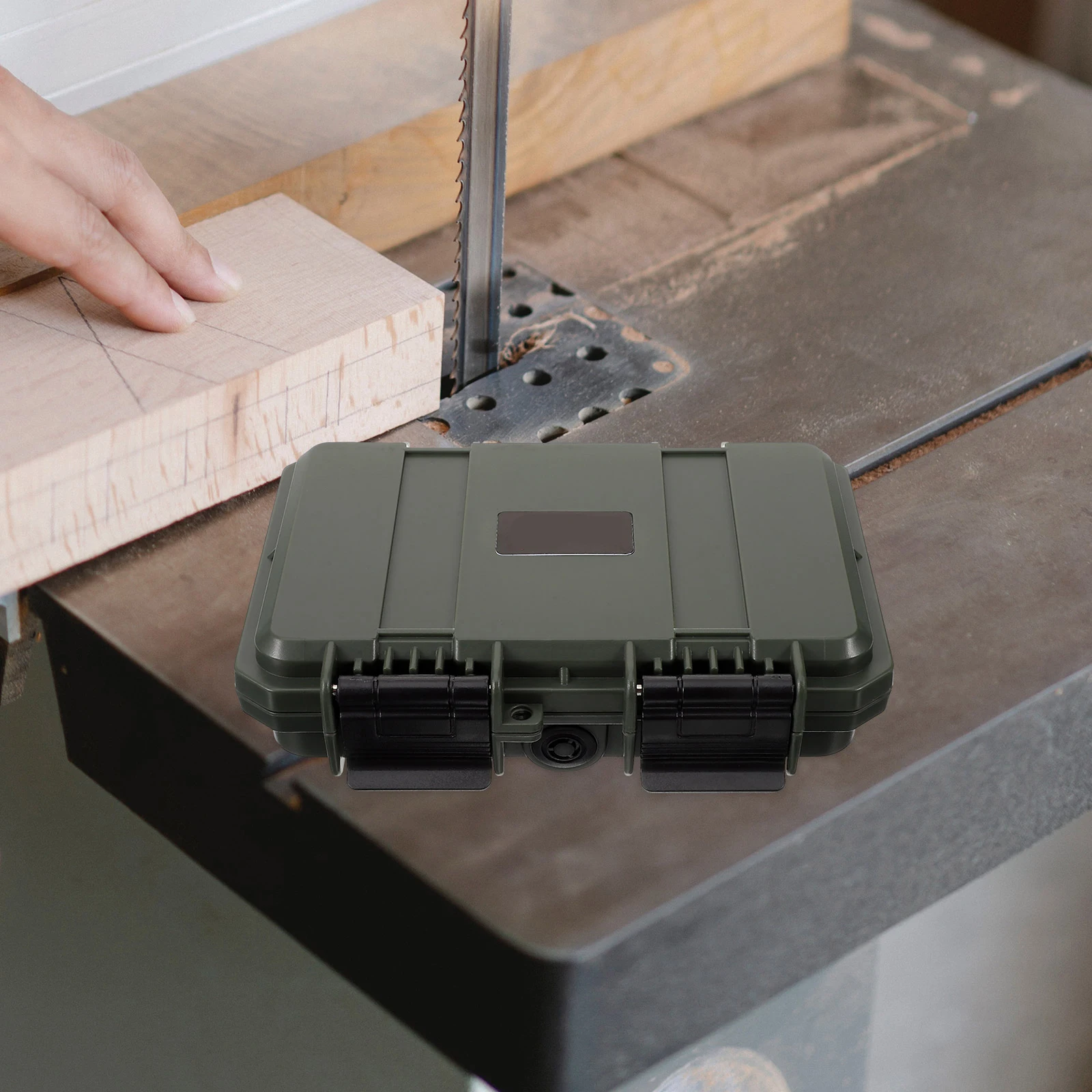 

Waterproof Tool Box Handle Carrying Suitcase Plastic Travel Toolbox Portable Scratch Resistant Weather Resistant Camping Storage