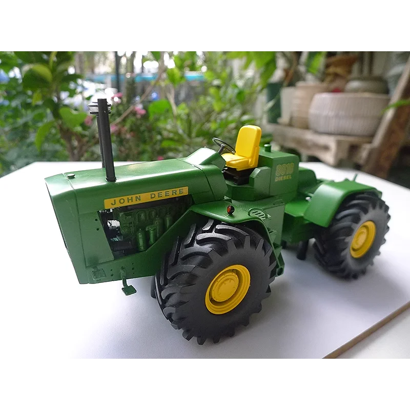 

SCHUCO 1:32 Scale 8010 German Schuco Resin Tractor Model Collectible Toy Gift Souvenir Display Ornament
