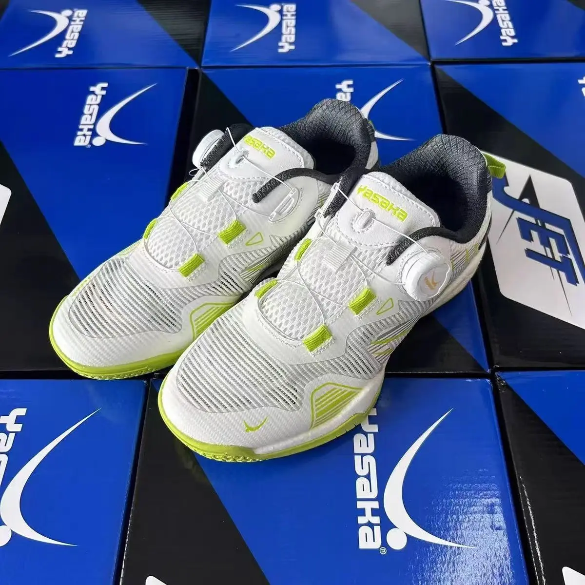 Summer hot sale Breathable and comfortable Lightweight wearable Professional badminton shoes Casual table tennis shoes Very good