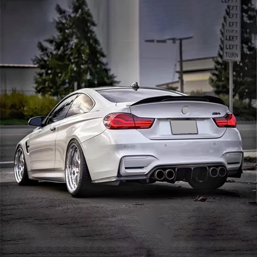 لسيارات BMW F80 M3 F82 F83 M4 الوفير 2014 - 2019 سيدان كوبيه للتحويل ألياف الكربون الحقيقية الناشر الخلفي الشفاه المفسد واقي مصد السيارة