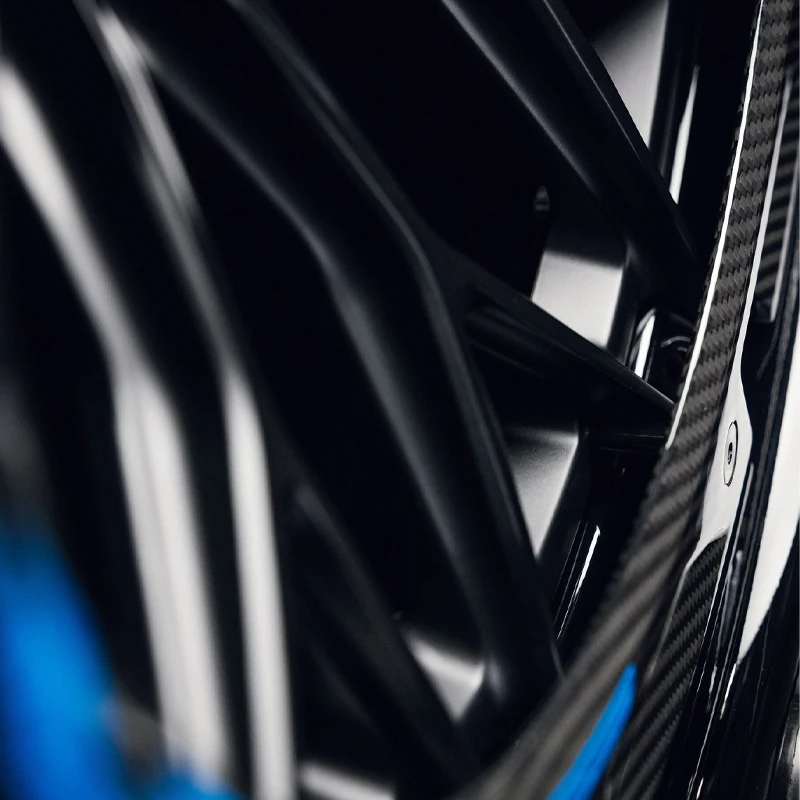 عجلة سيارة مصنوعة من خليط معدني مخصصة عالية الأداء 17/18/19/20/21/22 بوصة متينة 50 مللي متر/25 مللي متر ET لسيارات BMW مرسيدس لاند روفر