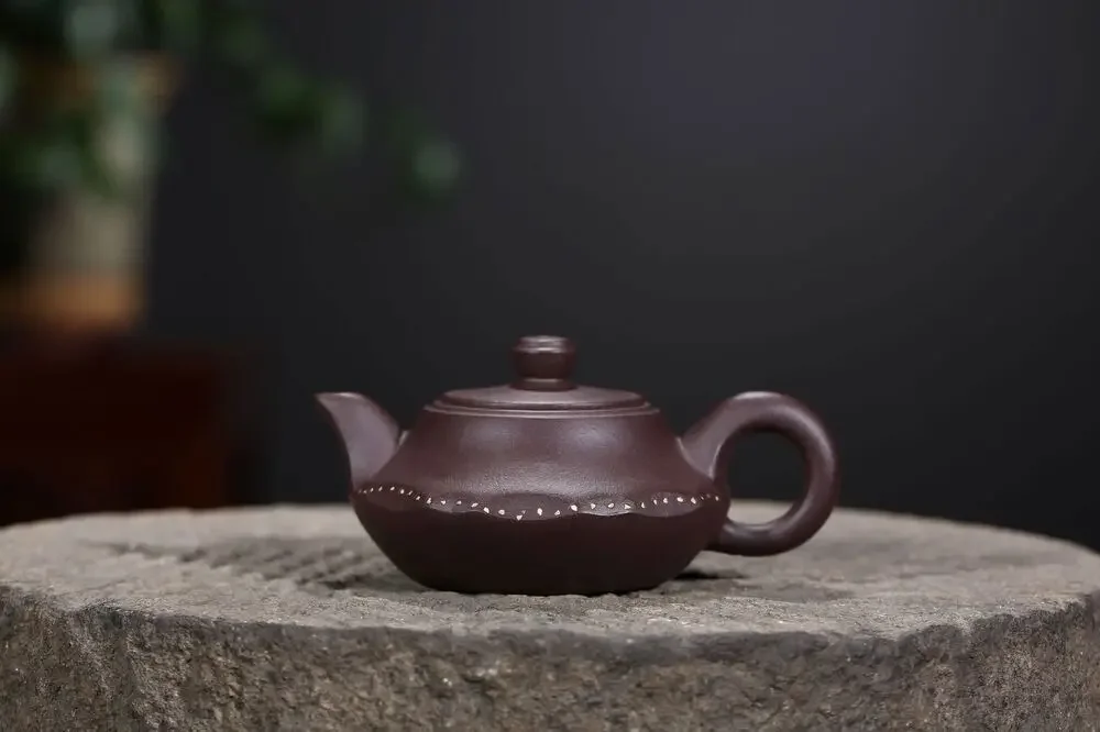 theiere-en-argile-violette-de-poterie-yixing-zisha-fabriquee-a-la-main-100cc-en-maille