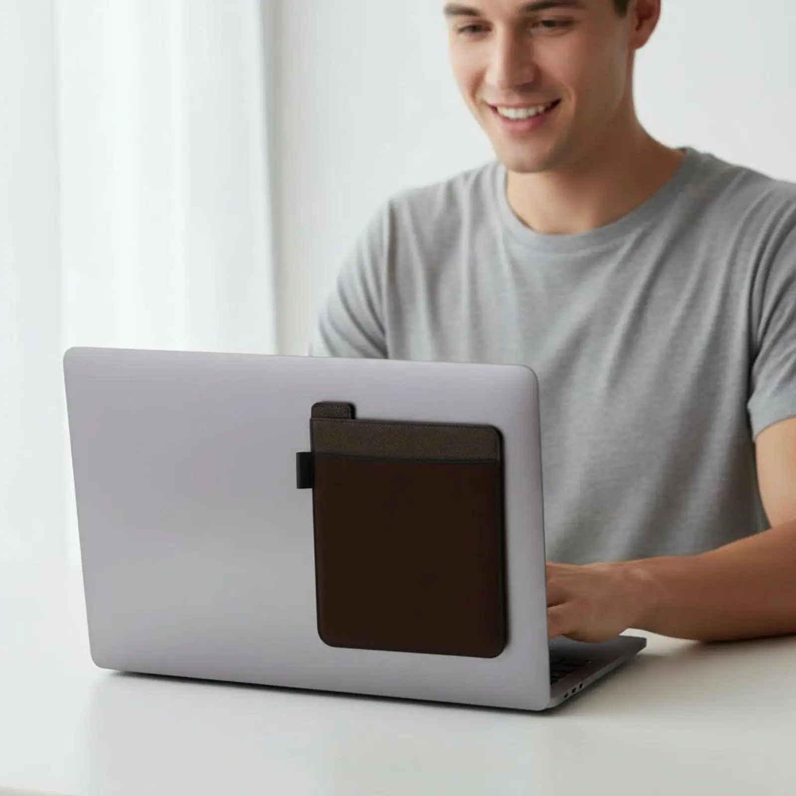 Laptop mice Holder Lightweight Laptop Back Storage Bag Hard Drives sleeve for Commuters, Students, Travel, Office, School