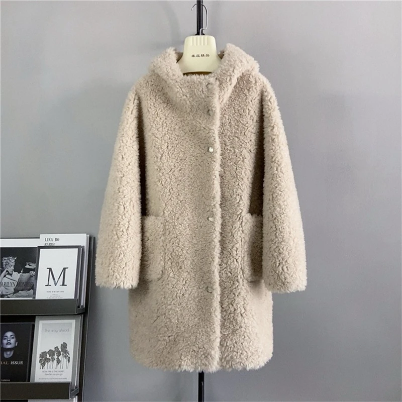 PT427 Fall and Winter New Covered Buttons Sheep Shearling Fur Jacket Female Hooded  Loose Thickened Warm Coat