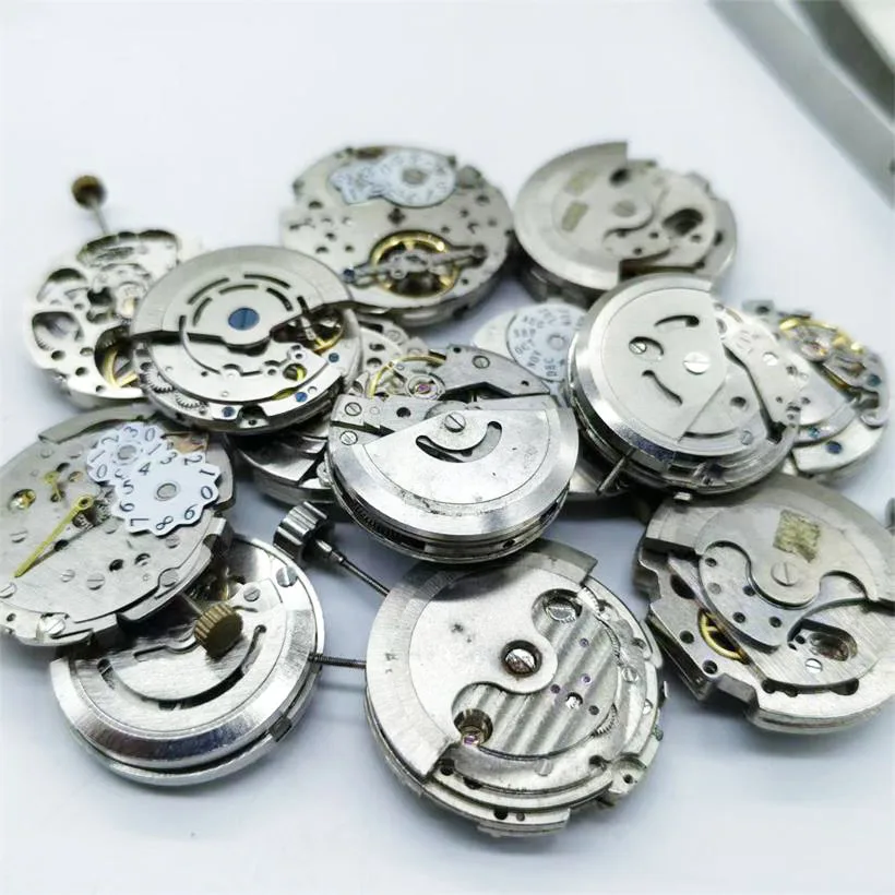 Non functional Bad Movement for Beginners Practice Disassembly Research Old Movement watch accessories Styles Randomly Shipped image 2