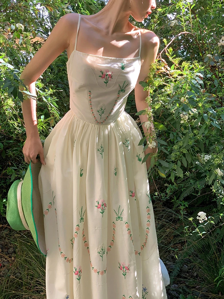 86-94cm Bust Summer Maxi Dress For Women Elegant Slim Sexy Backless Embroidery Floral Dress French Romantic Holiday Sling Dress