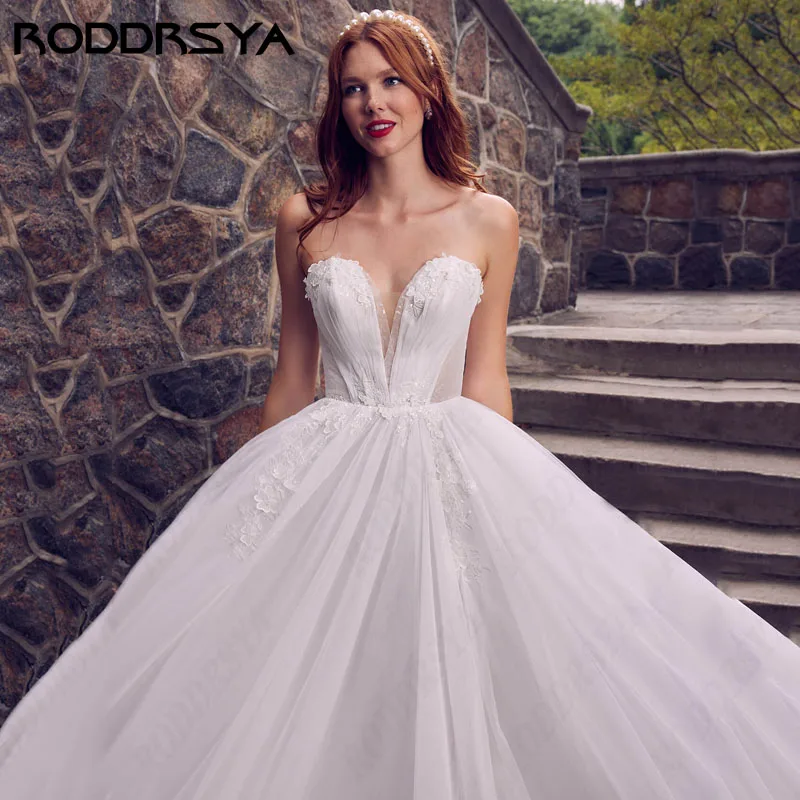 RODDRSYA Princesa Fora Do Ombro Tule Vestido De Noiva A linha Lace Querida Nupcial Festa Ilusão Zipper Voltar Vestido De Novia Princesa Fora Do Ombro Tule Vestido De Noiva A linha Lace Querida Nupcial Festa Ilusão Zipp