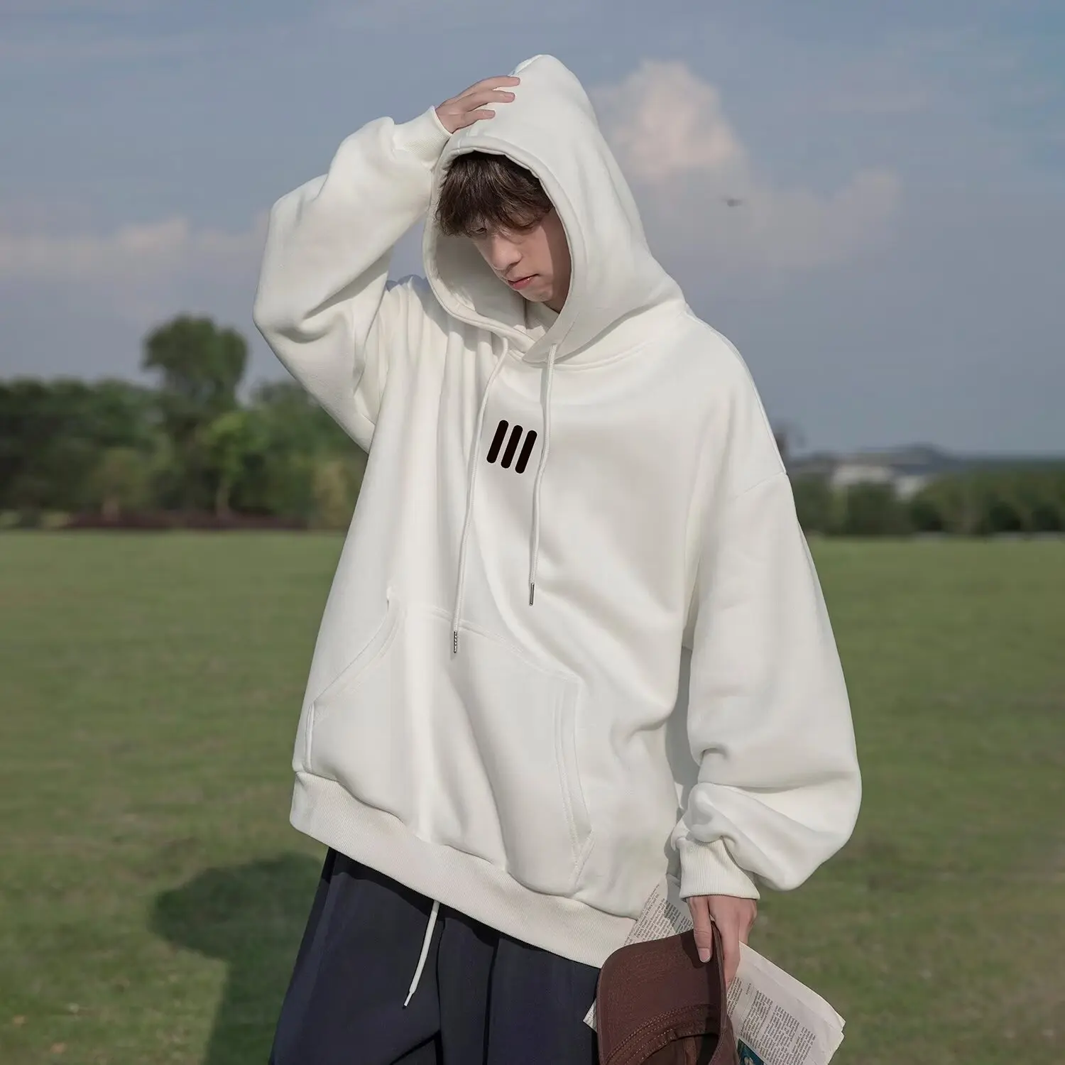 

Новая флисовая утолщенная мужская толстовка с круглым вырезом, свободная мужская толстовка с капюшоном и принтом, модная корейская повседневная одежда, подарок