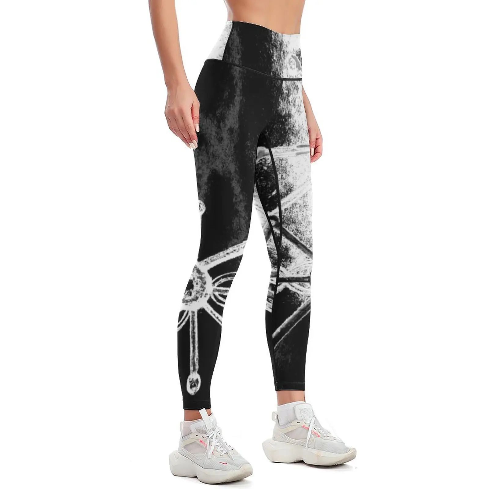 Abstract Yin-Yang with Arrows - Black and White Leggings Legging sexy woman Women's sports Womens Leggings