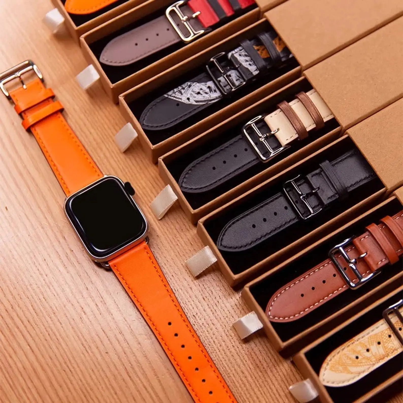 Correa de cuero para Apple watch, pulsera de 44mm, 45mm, 41mm, 40mm, 42mm y 38mm, accesorio para iWatch series 3 4 5 6 SE 7