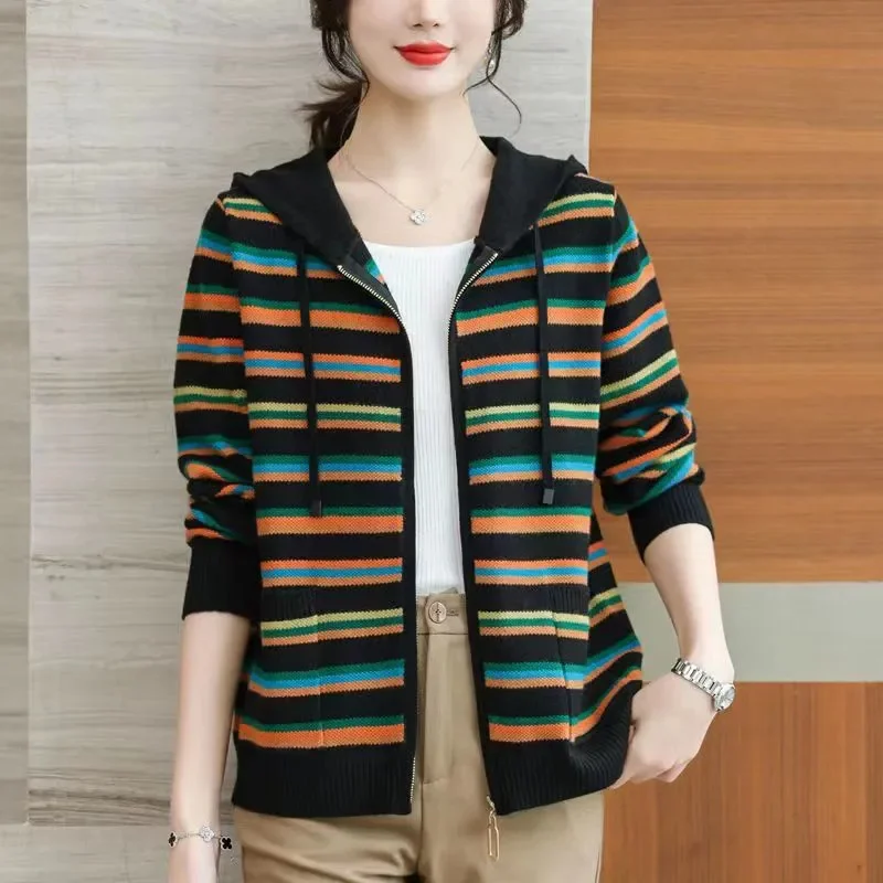 2026 New Knitwear Western Striped Sweater Female Hooded Sportshirt Coat Women's Spring Autumn Shawl Short Cardigan Tops